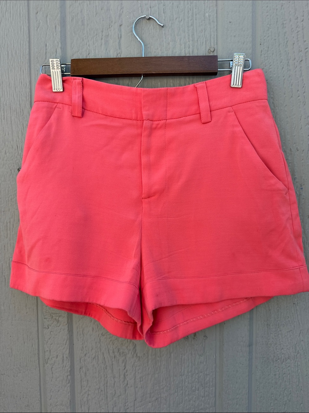 Alice + Olivia Coral Women's Tailored Shorts Size:
